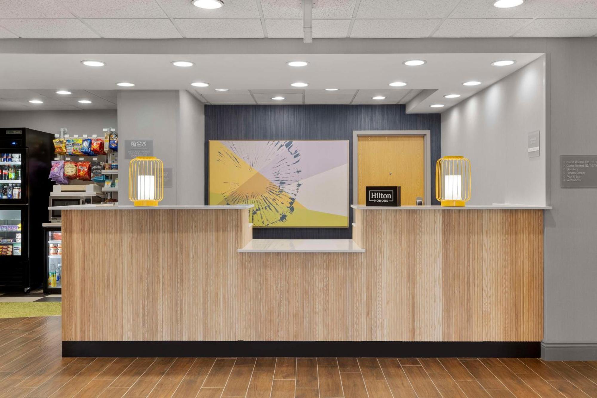 Spark By Hilton Newcomerstown Exterior photo